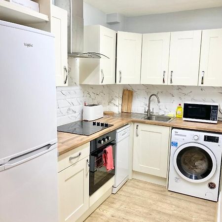Lovely 2 Bedroom Apartment In Dublin City Екстериор снимка